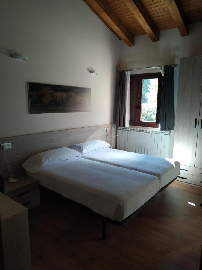 Habitación Doble con vistas a la montaña